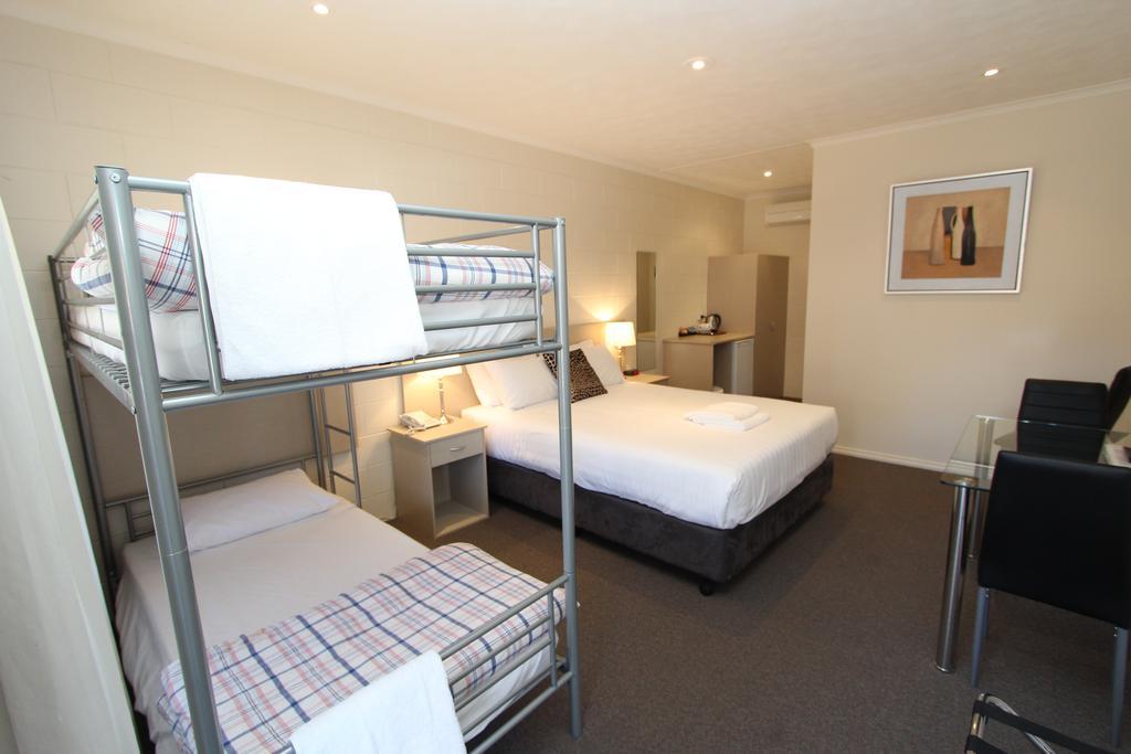 Mildura Riverview Motel Gol Gol Ngoại thất bức ảnh