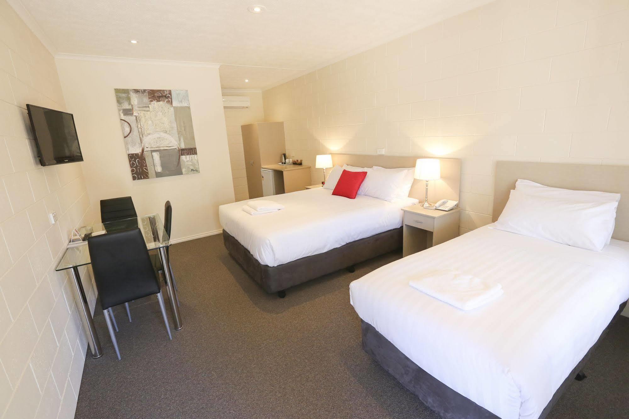 Mildura Riverview Motel Gol Gol Ngoại thất bức ảnh